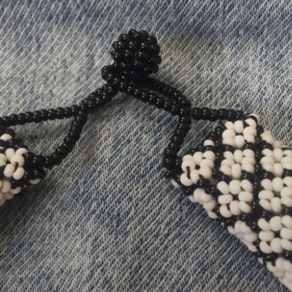African Africa Zulu Black White Beaded Bead Flower Bohemian Necklace - Picture 3 of 3
